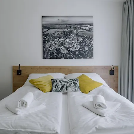 Apartmanhotel Relax Park Iii *
