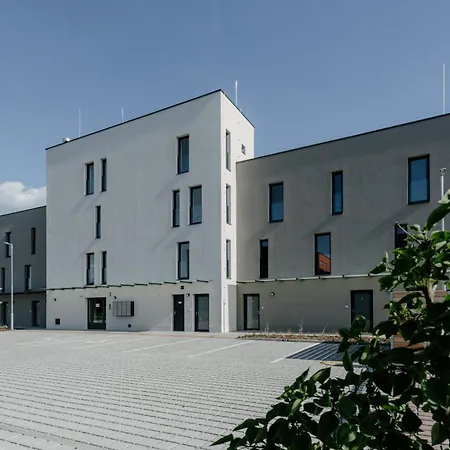 Relax Park Iii 公寓式酒店 Třeboň